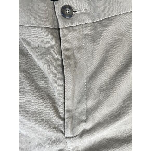 NEW Dockers Pants Mens 42x32 Beige D3 Classic Fit Comfort Waist Khaki Office NWT - Picture 11 of 16